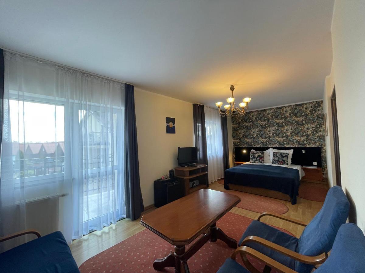 Hotel Golabek Łeba Extérieur photo